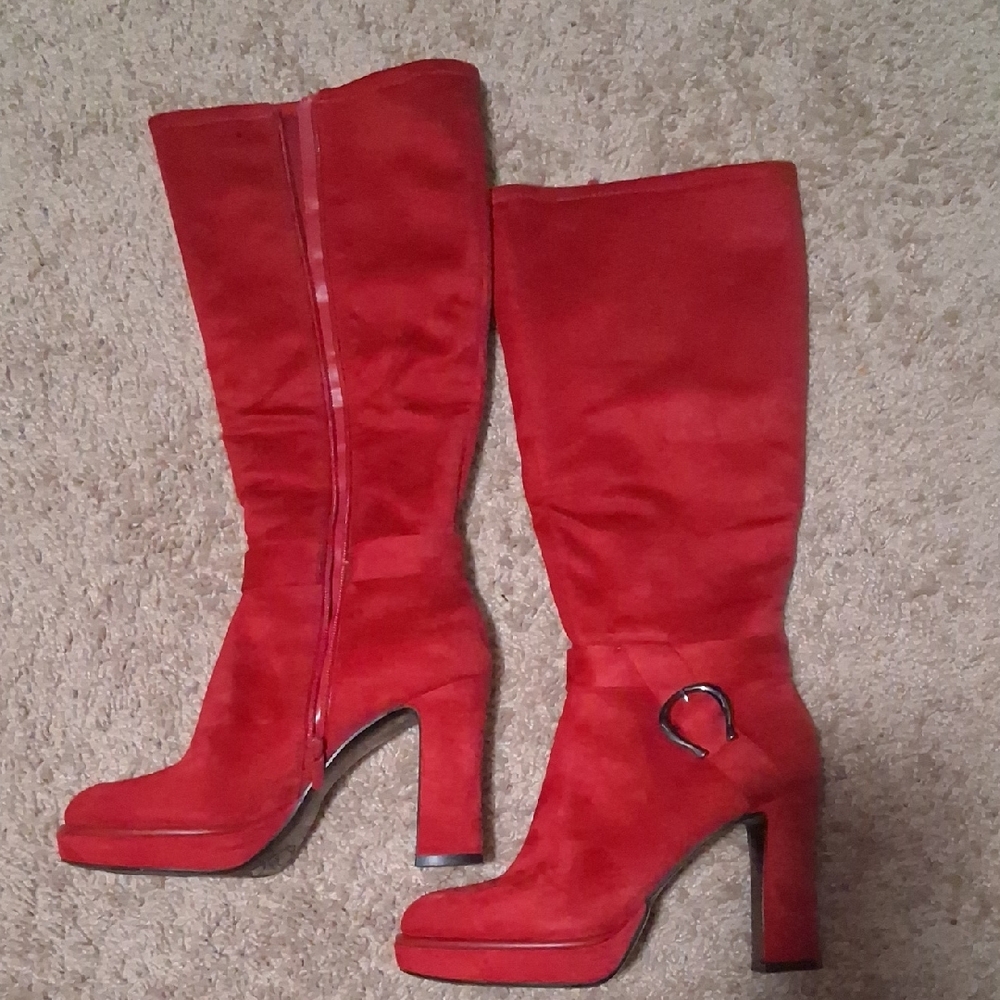 Impo Vibrant Red Heeled Boots